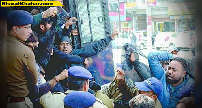 झारखंड में जबरन बंद कराने के आरोप में कांग्रेस के 58 कायकर्ता लिए गए हिरासत में