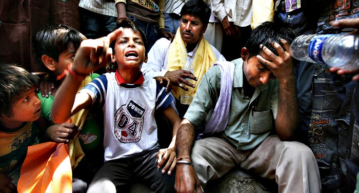 pakistan hindus पाकिस्तान: हिंदु व्यापारी के साथ पुलिस का दुर्व्यवहार, पैसे उधार लेने पर किया गंजा, मूंछ-भौहें भी मुंड़वाई