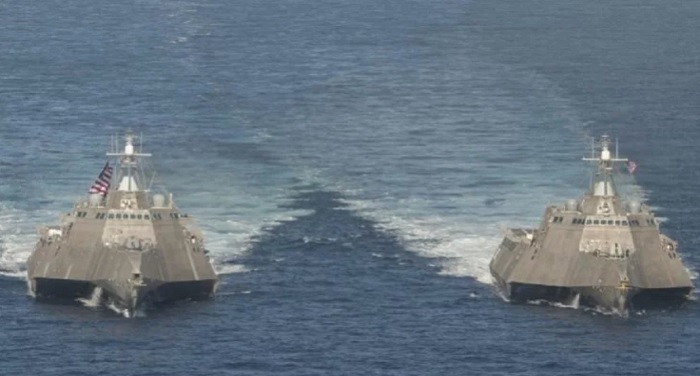 us अमेरिका के दो युद्धक जहाजों को दक्षिण चीन सागर में देखे कर चीन हो सकता है नाराज