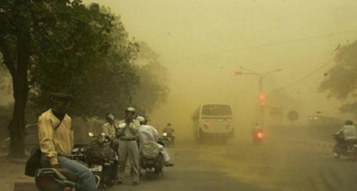 delhi रविवार को नॉर्थ ईस्ट में भारी बारिश और दिल्ली राजस्थान में धूल भरी आंधी की संभावना