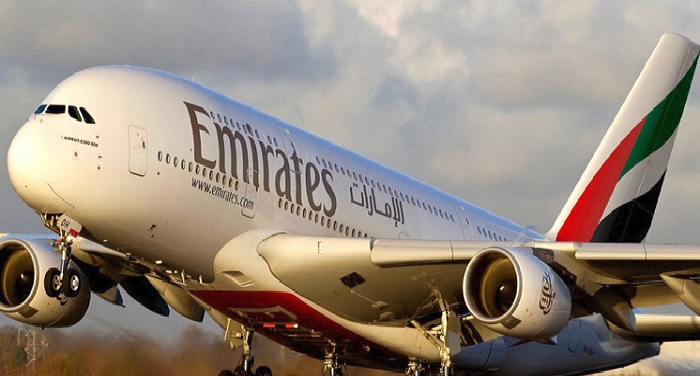 emirates flight दुबई की सबसे बड़ी एयरलाइन कंपनी एमिरेट्स की फ्लाइट्स में नहीं मिलेगा 'हिंदू मील'