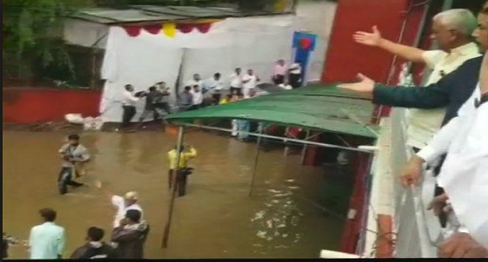 mah vidhan नागपुर में भारी बारिश ने मचाई तबाही,विधानसभा का कामकाज हुआ ठप
