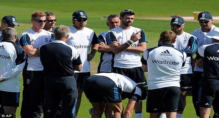 इंग्लैंड टीम टेस्ट मैचः इंग्लैंड टीम को भारतीय टीम की गेंदबाजी का खौफ सता रहा है