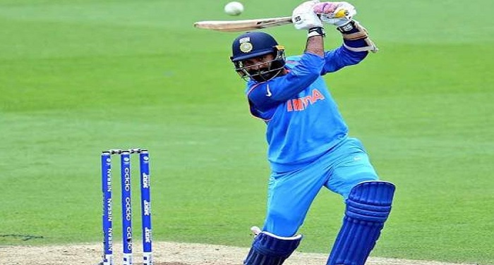 दिनेश कार्तिक इंग्लैंड में कार्तिक का सभी भारतीय बल्लेबाजों से भारी रनों का औसत  