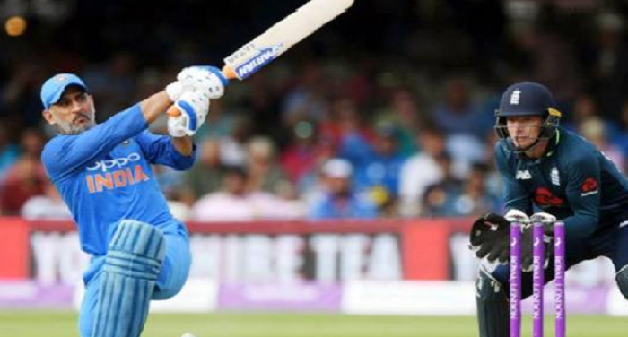 इंग्लैंड VS इंडिया-धोनी बने 10 हजार रन बनाने वाले चौथे भारतीय