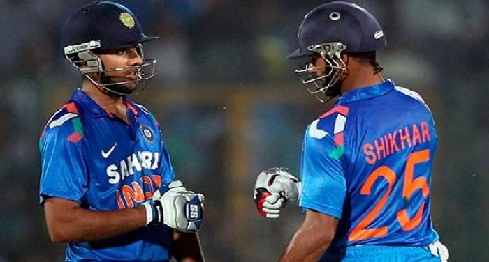 इंडिया vs इंग्लैंडः वनडे सीरीज के तीसरे मुकाबले में रोहित शर्मा और शिखर क्रीज पर हैं