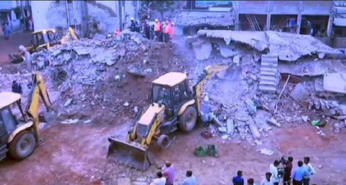 अहमदाबाद के ओढव इलाके में तीन मंजिला इमारत गिरी, एक की मौत