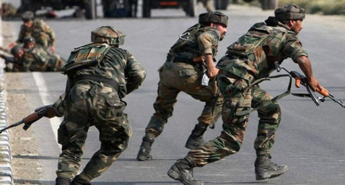 जम्मू-कश्मीर: बारामुला में दो अलग-अलग जगहों पर आतंकवादियों ने सुरक्षाबलों पर ग्रेनेड से किया हमला c