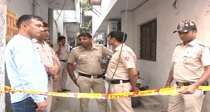 दिल्ली: किशनगढ़ ट्रिपल मर्डर केस में पुलिस को मिली बड़ी सफलता, आरोपी गिरफ्तार