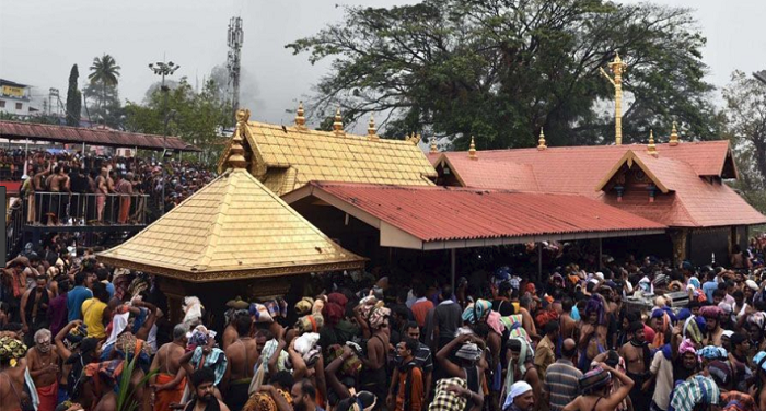 सबरीमाला मंदिर पर सुप्रीम कोर्ट के ऐतिहासिक फैसले के बाद भी महिलाओं के प्रवेश पर विरोध-प्रदर्शन जारी