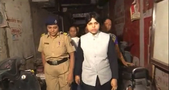 sabrimala 1 सबरीमाला विवाद: पीएम मोदी से मिलने जा रही महिला कार्यकर्ता को पुलिस ने लिया हिरासत में