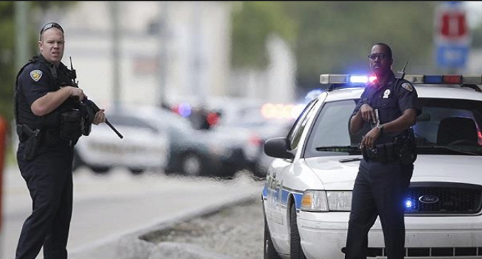 अमेरिका: पुलिसर्किमयों को निशाना बनाकर की गई गोलीबारी में 4 घायल, एक की मौत