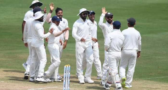 ि्ि् 1 IND vs WI: उमेश यादव की शानदार गेंदबाजी की बदौलत भारत की जीत, चटकाए 10 विकेट