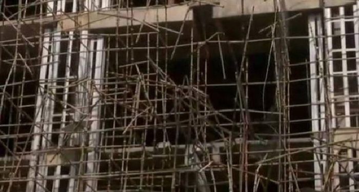 ु्िेि्ु निर्माणाधीन इमारत की शटरिंग गिरने से 4 मजदूरों की मौत, 6 घायल