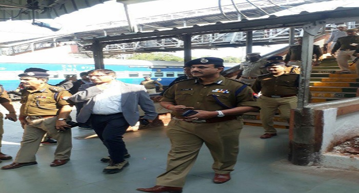 patna police पटना रेलवे पुलिस को मिली बड़ी कामयाबी, कोमल ट्रैवल छापेमारी में सवा करोड़ के अवैध टिकट बरामद, दो गिरफ्तार