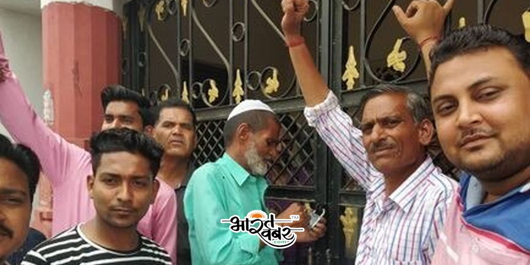 nigam karmi ka hallabol नगर निगम टीम पर उत्तराखण्ड में हमला, कर निरीक्षक का हाथ टूटा