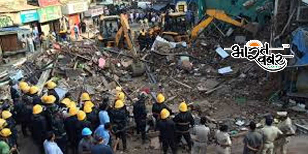 mumbai बड़ा हादसा : 100 साल पुरानी इमारत गिरने से 12 की मौत, 40 लोगों के फंसे होने की आशंका