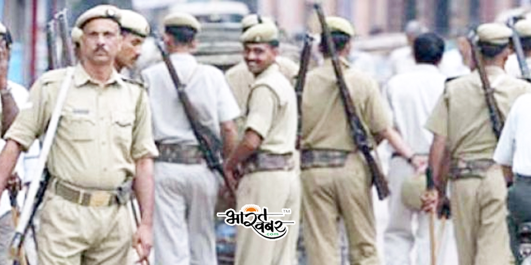 police force in meerut उत्तर प्रदेश : CAA और NRC का फायदा बताने गए थे BJP नेता, स्थानीय लोगों ने की पिटाई