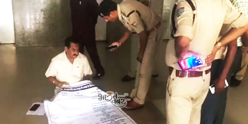 health minister tilak raj सचिवालय पर धरना देने गए थे पूर्व मंत्री, पुलिस ने कर लिया गिरफ्तार