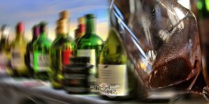 illigal liquer drinker dead बिहार : नहीं थम रहा जहरीली शराब का व्यापार, मृतकों की संख्‍या बढ़कर हुई 8