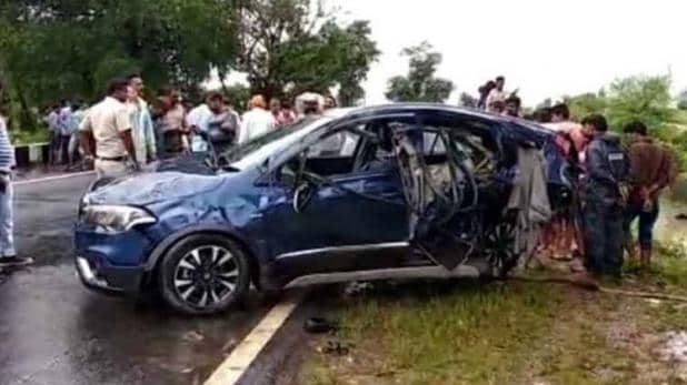 car accident मध्य प्रदेश के होशंगाबाद में कार हादसा, राष्ट्रीय स्तर से 4 हॉकी खिलाड़ियों की मौत