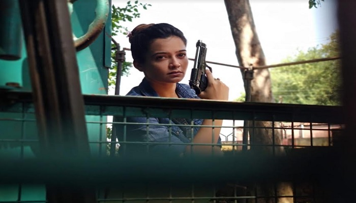 samiksha bhatnagar हेमंत एन मिश्रा की नेक्स्ट आने वाली फिल्म में गन के साथ एक्शन सीक्वेंस करती नजर आएंगी समीक्षा भटनागर