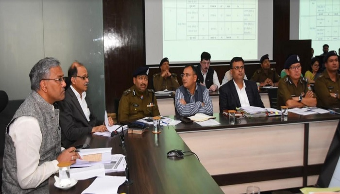 CM RAWAT 3 सीएम रावत ने कुम्भ मेले से जुड़े अधिकारियों को दिए रोड मैप तैयार करने के निर्देश