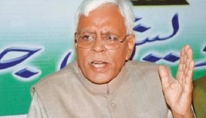 बिहार RJD के वरिष्ठ नेता शिवानंद तिवारी का आरोप नीतीश कुमार पीएम के साथ मंच साझा करने के लिए बैचेन हैं