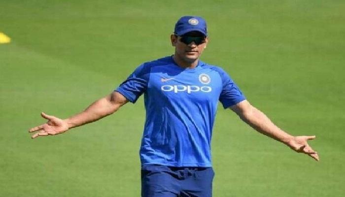 महेंद्र सिंह धोनी टीम इंडिया के पूर्व कप्‍तान और विकेट कीपर बल्‍लेबाज महेंद्र सिंह धोनी 8 महीने बाद क्रिकेट के मैदान में करेंगे वापसी