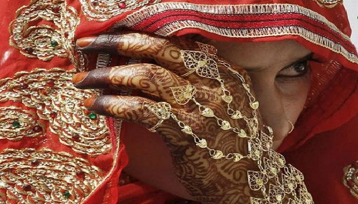 पाकिस्तान अभी भी पाकिस्तानी लड़कियां खरीदकर शादी कर रहे हैं चीनी मर्द