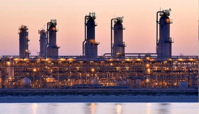 सऊदी अरब रूस को सबक सिखाने के लिए दुनिया के सबसे बड़े तेल उत्पादक देश सऊदी अरब ने घटाई तेल की कीमत