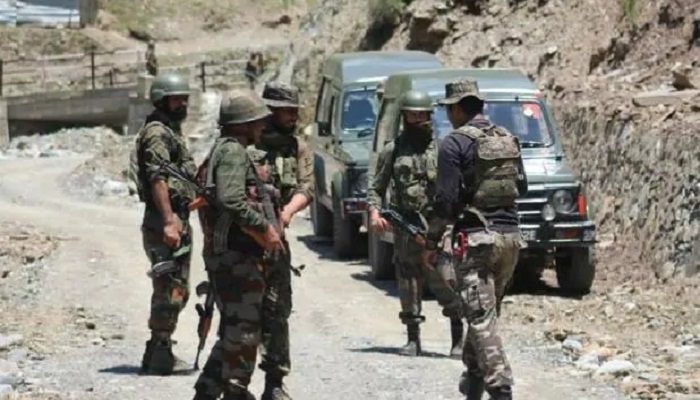जम्मू कश्मीर 4 जम्मू कश्मीर के बारामूला जिले आतंकी हमला, अर्धसैनिक बलों के 3 जवान शहीद ,2 घायल