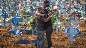 brazil 3 इस देश में कोरोना से हुई इतनी मौतें की दफनाने के लिए कम पड़ गये कब्रिस्तान, सड़को पर बिखरे दिखे शव..