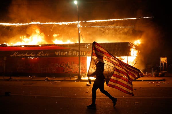 dange 1 1 कोरोना और दंगों के बीच अमेरिका के 25 शहरों मे लगा कर्फ्यू , दंगाईयों को ट्रंप ने दी धमकी..