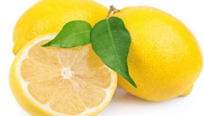 lemon 2 नींबू है पोषक तत्वों से भरपूर, लेकिन इसके छिलके में भी छिपे हैं कई फायदे, वजन कम करने में भी है कारगर!