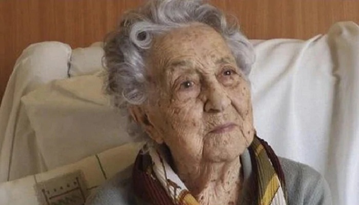 स्पेन स्पेन की  113 साल की महिला ने दी कोरोना को मात, ठीक होकर किया डॉक्टरों का शुक्रिया