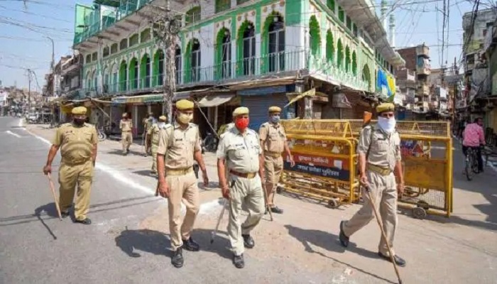 Prayagraj यूपी में शिक्षक भर्ती घोटाले में टॉपर गिरफ्तार, पुलिस 50 से ज्यादा अभ्यर्थियों की कर रही तलाश