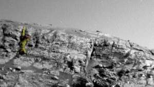 alien 1 1 मंगल ग्रह पर दिखा एलियन योद्धा, नासा की तस्वीरों में दिखी सच्चाई..