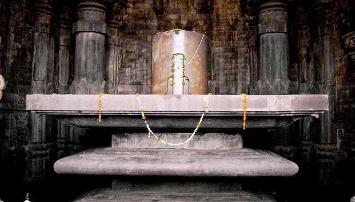 shiv 1 2 सावन शुरू होने से पहले जानें भगवान शिव के सबसे प्राचीन मंदिर के अनोखे रहस्य..