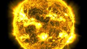 sun 1 1 धरती पर टूटकर गिरे सूरज के टुकड़े, वैज्ञानिकों के उड़े होश..