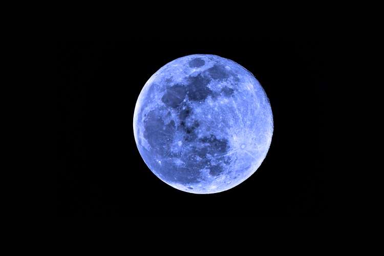 'Blue Moon'