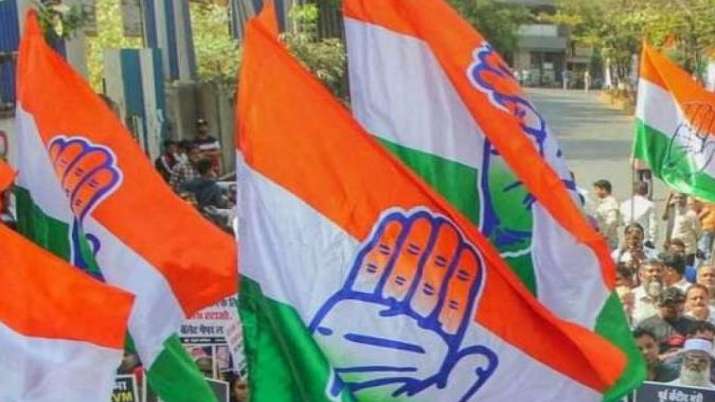 congress flags pti 1642875829 1 Uttarakhand Election 2022: कांग्रेस ने जारी की 53 उम्मीदवारों की पहली लिस्ट, यहां देखें पूरी सूची