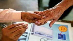 Gujarat Panchayat Elections Delhi MCD Election 2022: नगर निगम के 250 वार्डों पर कल होगा मतदान, सुरक्षा कर्मी तैनात