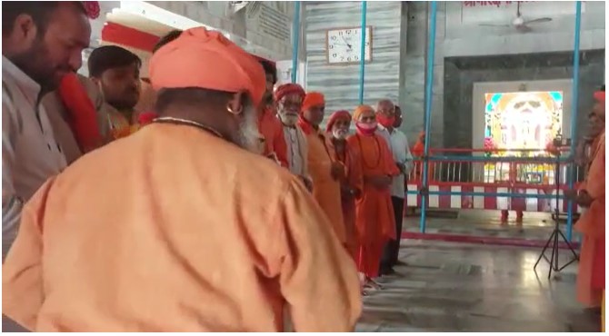 Screenshot 2022 03 25 120505 Yogi Sarkar 2.0 Oath Ceremony LIVE: योगी आदित्यनाथ के शपथ ग्रहण से पहले गोरखपुर मंदिर में पूजा