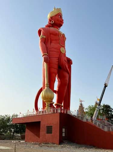 FQbvAaFaIAIkcRy Gujarat: पीएम मोदी ने किया भगवान हनुमान की मूर्ति का अनावरण, कहा- एक भारत श्रेष्ठ भारत के हनुमानजी अहम सूत्र