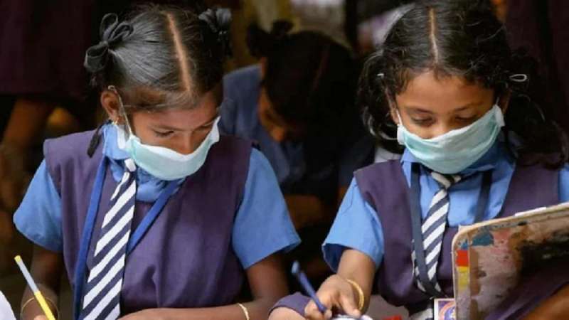 corona virus 1 Delhi Schools Covid Guidelines: दिल्ली के स्कूलों के लिए जारी हुई नई कोविड गाइडलाइंस, जानें नए नियम