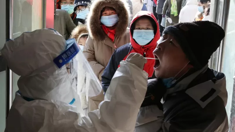 h75cq6r3o5jbneom24t6gphj7q 1 Coronavirus In China: शंघाई में कोरोना से सात और मरीजों की मौत, 24 घंटे में सामने आए 21,400 केस