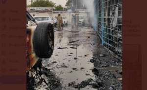 Screenshot 2022 06 08 10.48.52 AM Delhi News: जामिया नगर की इलेक्ट्रिक मोटर पार्किंग में लगी आग, दर्जनों गाड़ियां जल कर राख