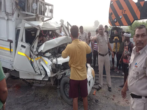 accident 6 Haryana: सोनीपत में भीषण सड़क हादसा, बोलेरो ने ट्रैक्टर में मारी जोरदार टक्कर, 4 लोगों की मौत, 6 घायल