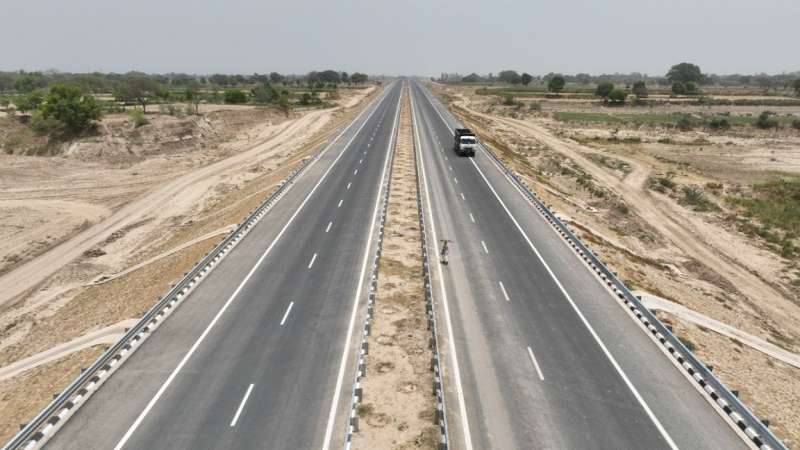 bundelkhand expressway 5 UP : 296 किलोमीटर लंबा बुंदेलखंड एक्सप्रेस वे बनकर तैयार, कई जिलों के विकास मिलेगी गति